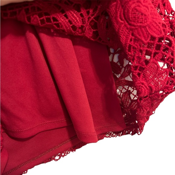 Zara Women’s Dark Red Crochet Top - Picture 4 of 4